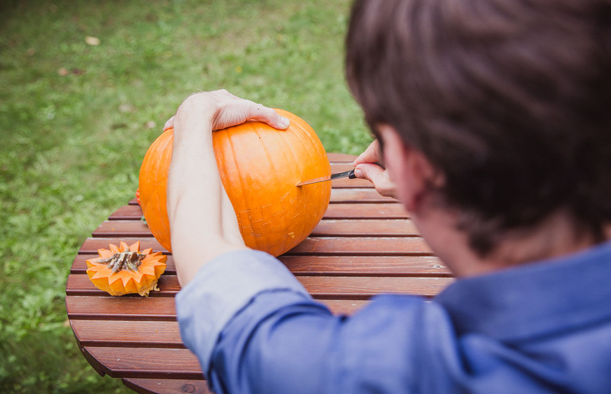 Carving outside
